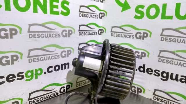 Silniczek wentylatora nagrzewnicy (ogrzewacza wnętrza) 701819021B VAG