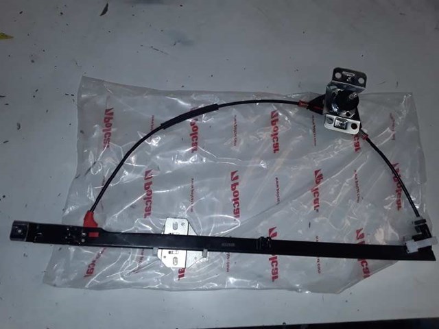 Mechanizm podnoszenia szyby drzwi przednich lewych 701837501F VAG