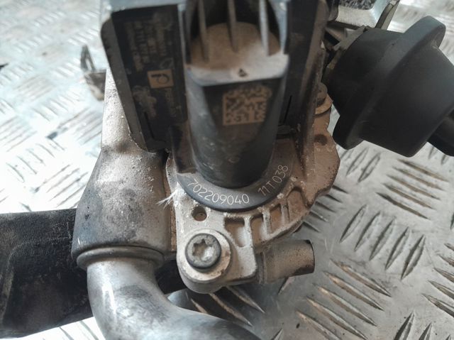 702209040 Ford