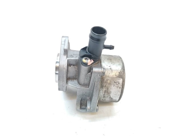 705641000 Renault (RVI)