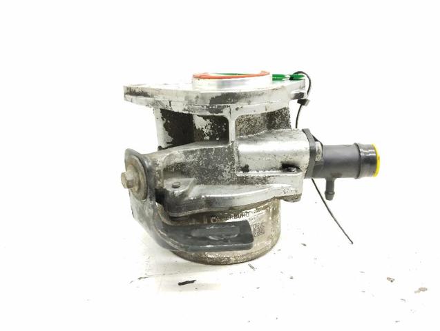 705641000 Renault (RVI)