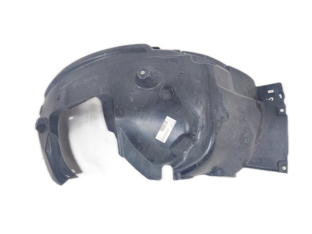 Nadkole błotnika przedniego prawe tylne 7059372 BMW
