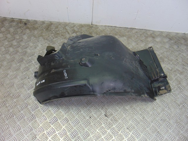 Nadkole błotnika przedniego lewe tylne 7059377 BMW