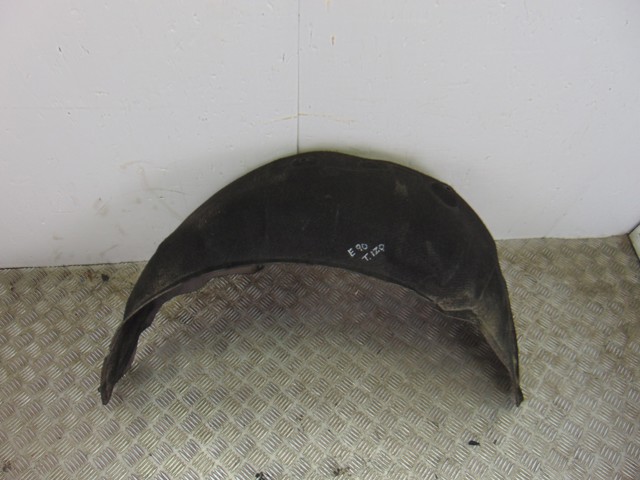 Nadkole błotnika tylnego lewe 7059381 BMW