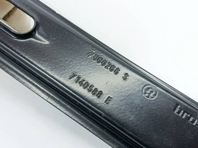 Mechanizm podnoszenia szyby drzwi przednich prawych 7060266S BMW