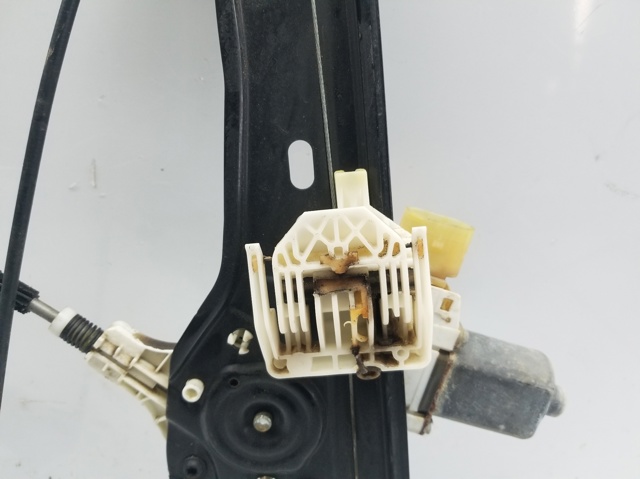 Mechanizm podnoszenia szyby drzwi przednich prawych 7060266S BMW