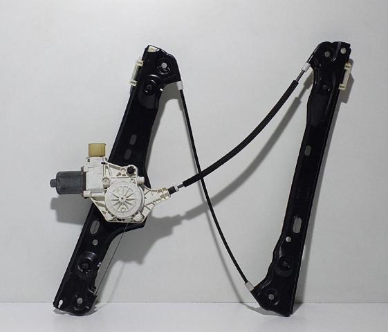 Mechanizm podnoszenia szyby drzwi przednich prawych 7060266S BMW