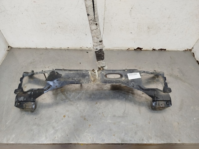 Osłona chłodnicy kompletna (panel mocowania reflektorów) 7104C9 PEUGEOT
