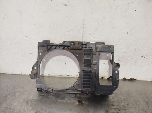 Osłona chłodnicy kompletna (panel mocowania reflektorów) 7104Q9 PEUGEOT