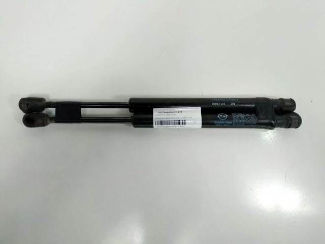 Amortyzator maski 7115008101 SSANG YONG