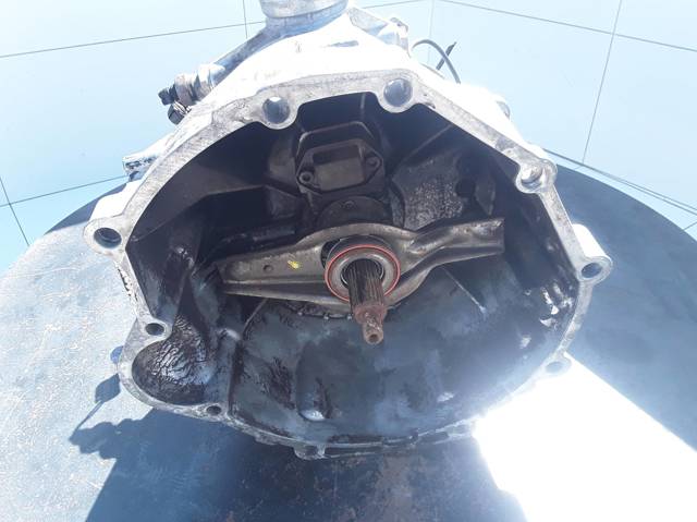 Mechaniczna skrzynia biegów w komplecie 711614 MERCEDES