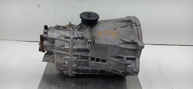 Mechaniczna skrzynia biegów w komplecie 711614 VAG