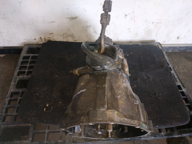 Mechaniczna skrzynia biegów w komplecie 711614 VAG