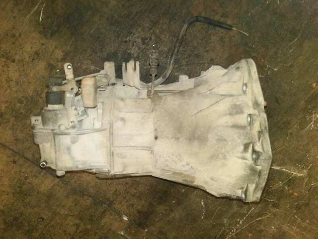 Mechaniczna skrzynia biegów w komplecie 711620 MERCEDES