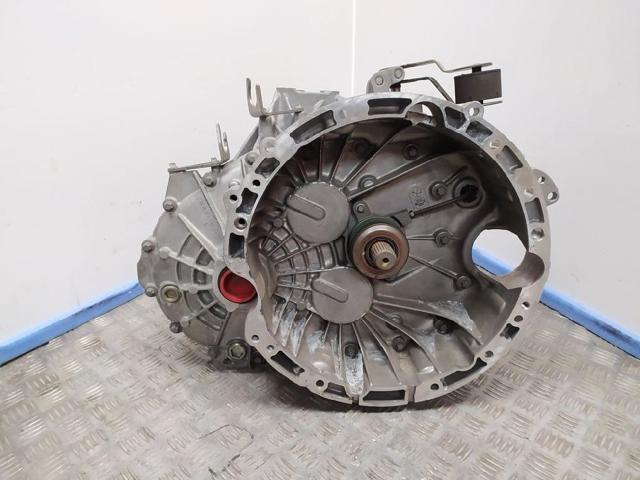 Mechaniczna skrzynia biegów w komplecie 711632 MERCEDES