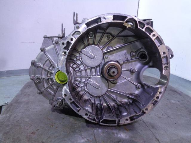 Mechaniczna skrzynia biegów w komplecie 711632 MERCEDES