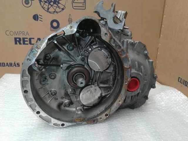 Mechaniczna skrzynia biegów w komplecie 711640 MERCEDES