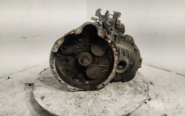 Mechaniczna skrzynia biegów w komplecie 711640 MERCEDES
