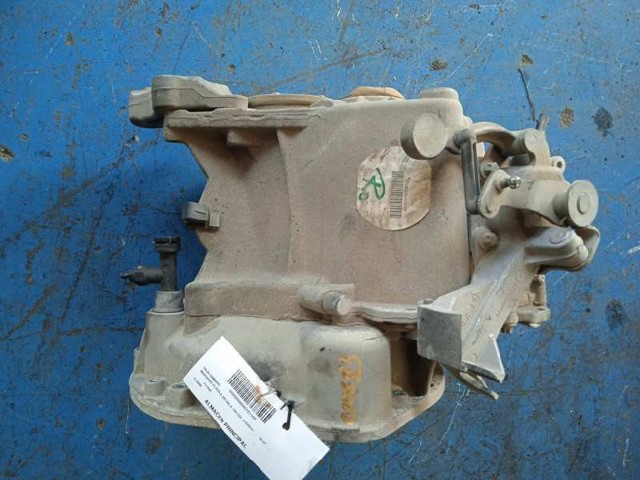 Mechaniczna skrzynia biegów w komplecie 711640 MERCEDES