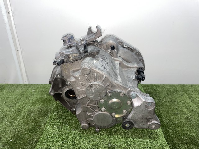 Mechaniczna skrzynia biegów w komplecie 711640 MERCEDES