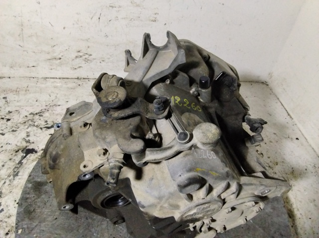 Mechaniczna skrzynia biegów w komplecie 711640 MERCEDES