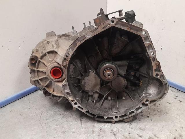 Mechaniczna skrzynia biegów w komplecie 711698 MERCEDES