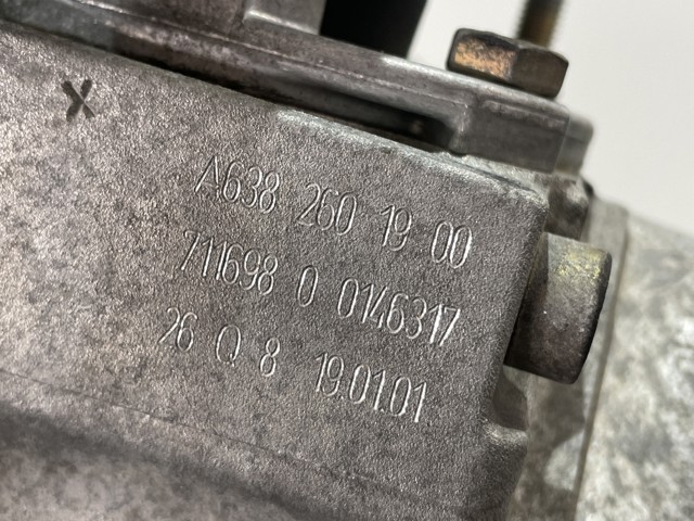 Mechaniczna skrzynia biegów w komplecie 711698 MERCEDES