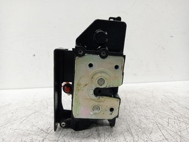 Zamek drzwi przednich lewych 7121009023 SSANG YONG