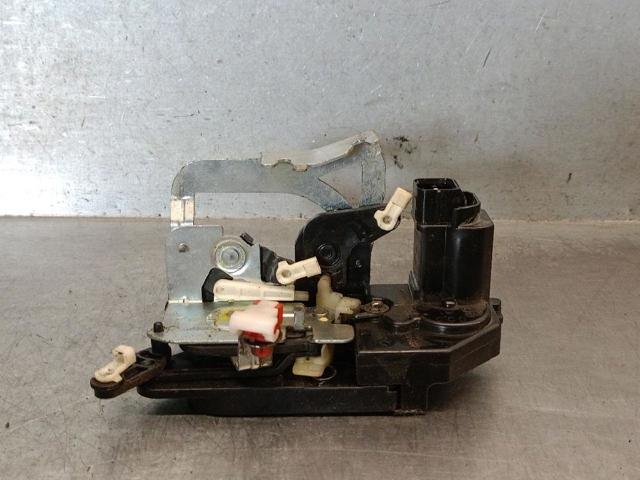 Zamek drzwi przednich lewych 7121009024 SSANG YONG