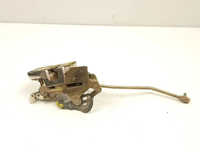 Zamek drzwi tylnych prawych SsangYong Musso FJ