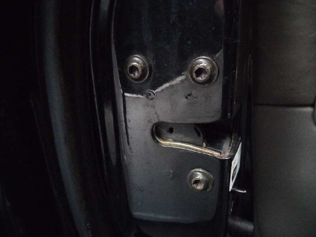 Zamek drzwi tylnych lewych SsangYong Rexton 1 RJ