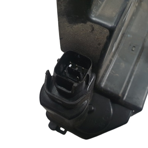 Zamek drzwi tylnych lewych 7131009005 SSANG YONG