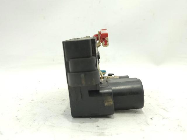 Zamek drzwi tylnych lewych SsangYong Rexton 1 RJ