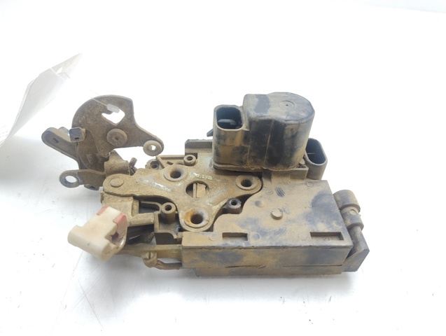 Zamek drzwi tylnych lewych 7131A08003 SSANG YONG