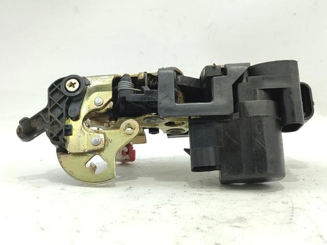 Zamek drzwi tylnych lewych SsangYong Rexton 1 RJ