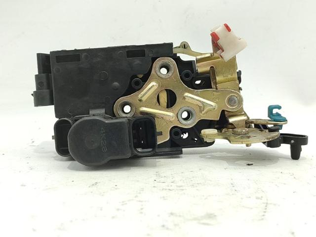 Zamek drzwi tylnych lewych SsangYong Rexton 1 RJ