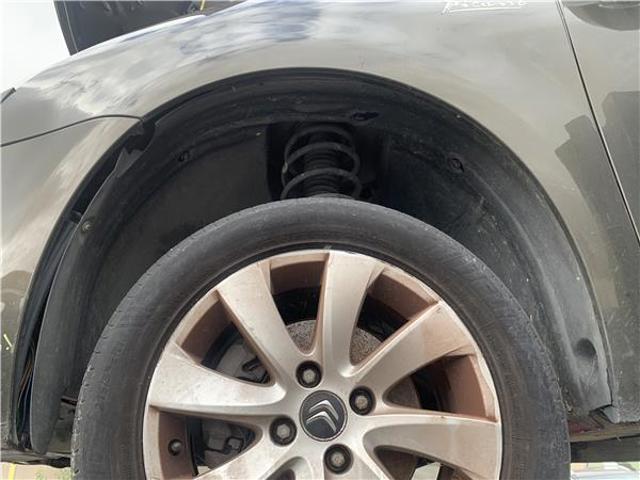 Nadkole błotnika przedniego lewe Citroen C4 UD