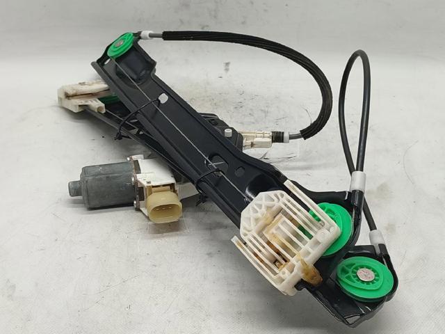 Mechanizm podnoszenia szyby drzwi przednich prawych 7140588E BMW