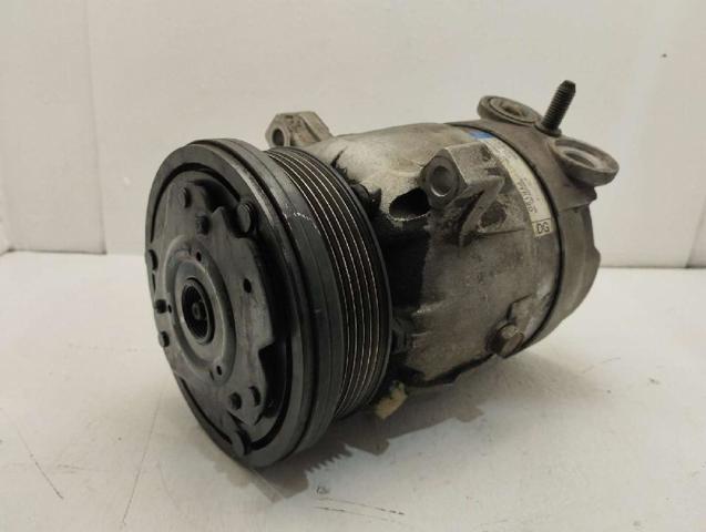 Sprężarka klimatyzacji 715120 GM