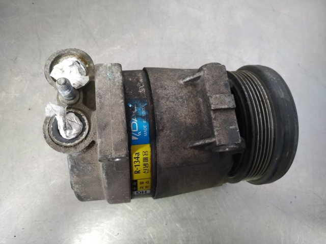 Sprężarka klimatyzacji 715399 GM