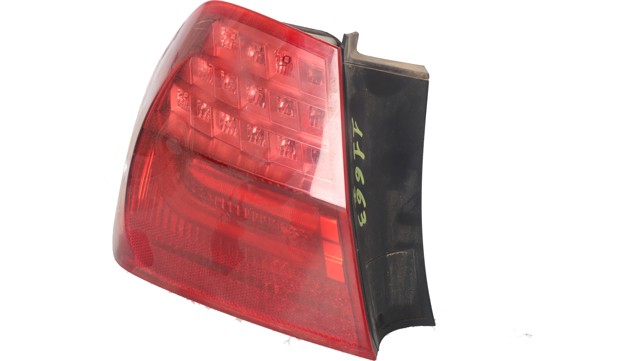 Lampa zespolona tylna lewa zewnętrzna 7154153 BMW