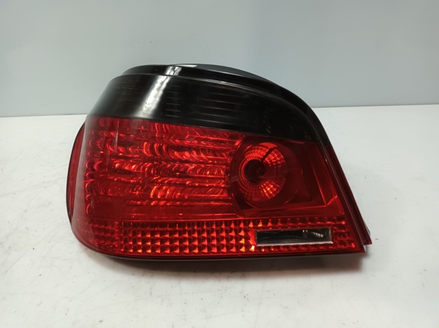 Lampa zespolona tylna lewa zewnętrzna 7165737 BMW