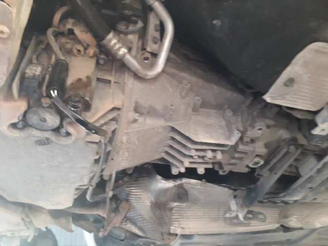 Mechaniczna skrzynia biegów w komplecie 716628 MERCEDES