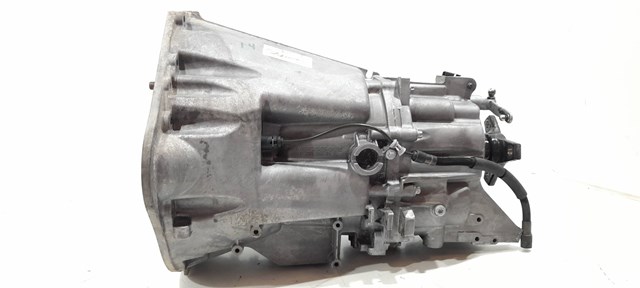 Mechaniczna skrzynia biegów w komplecie 716628 MERCEDES