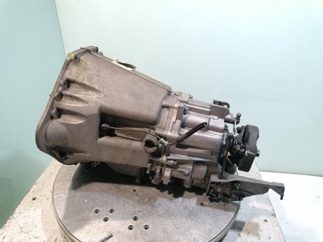 Mechaniczna skrzynia biegów w komplecie 716628 MERCEDES