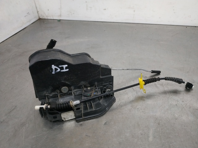 Zamek drzwi przednich lewych 7167071 BMW
