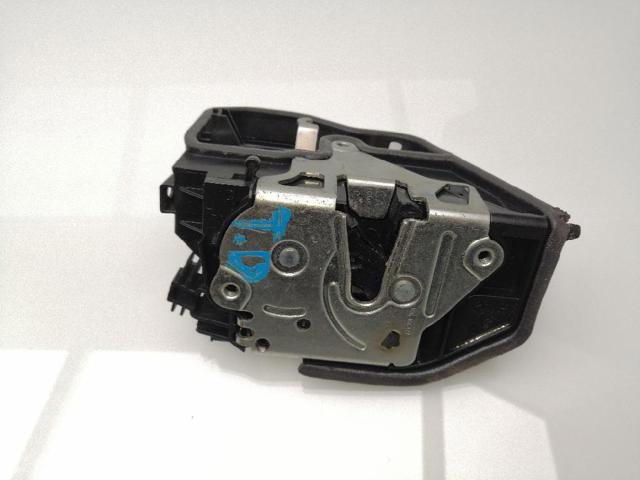 Zamek drzwi tylnych prawych 7167076 BMW