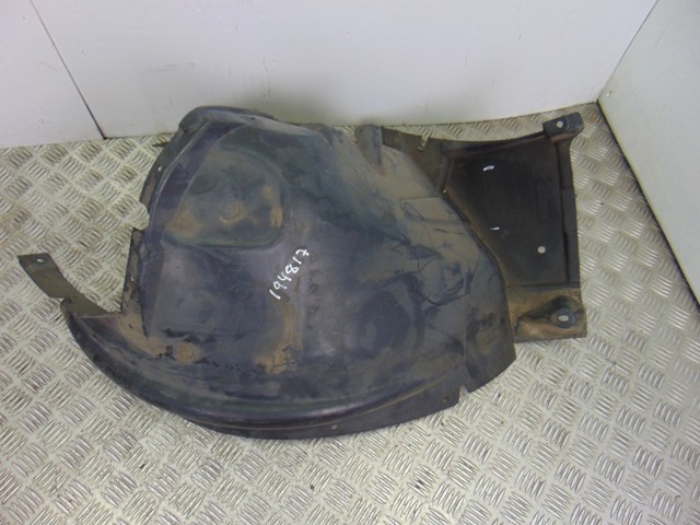 Nadkole błotnika przedniego lewe tylne 7169413 BMW