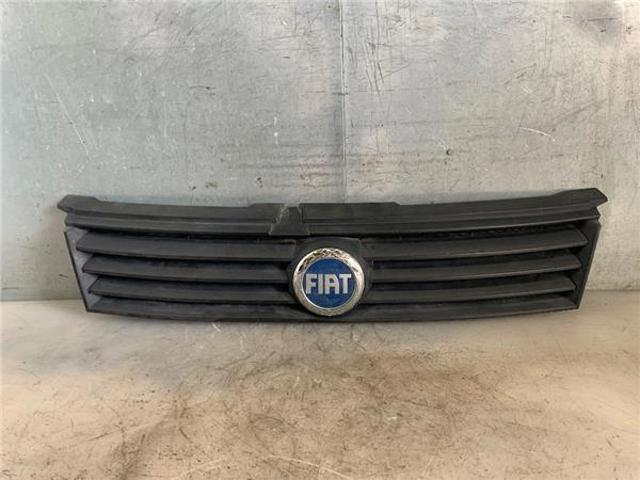 Atrapa chłodnicy do Fiat Stilo 192