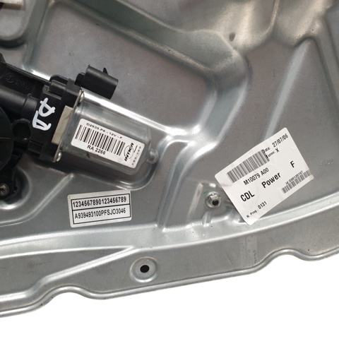 Mechanizm podnoszenia szyby drzwi przednich prawych 71740121 FIAT